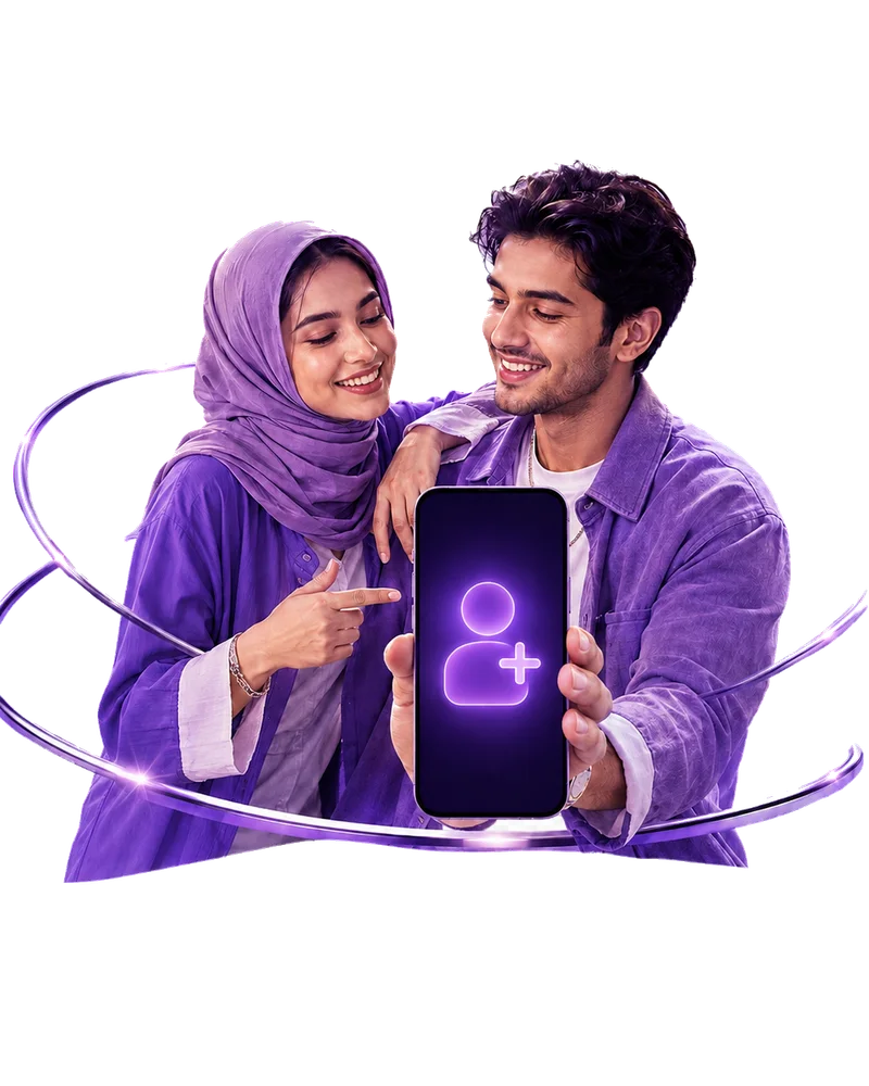 Two Chamet creators pointing to a smartphone, representing the start of the Chamet registration journey