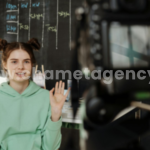 How Consistent Should Chamet Live Hostess Stream?